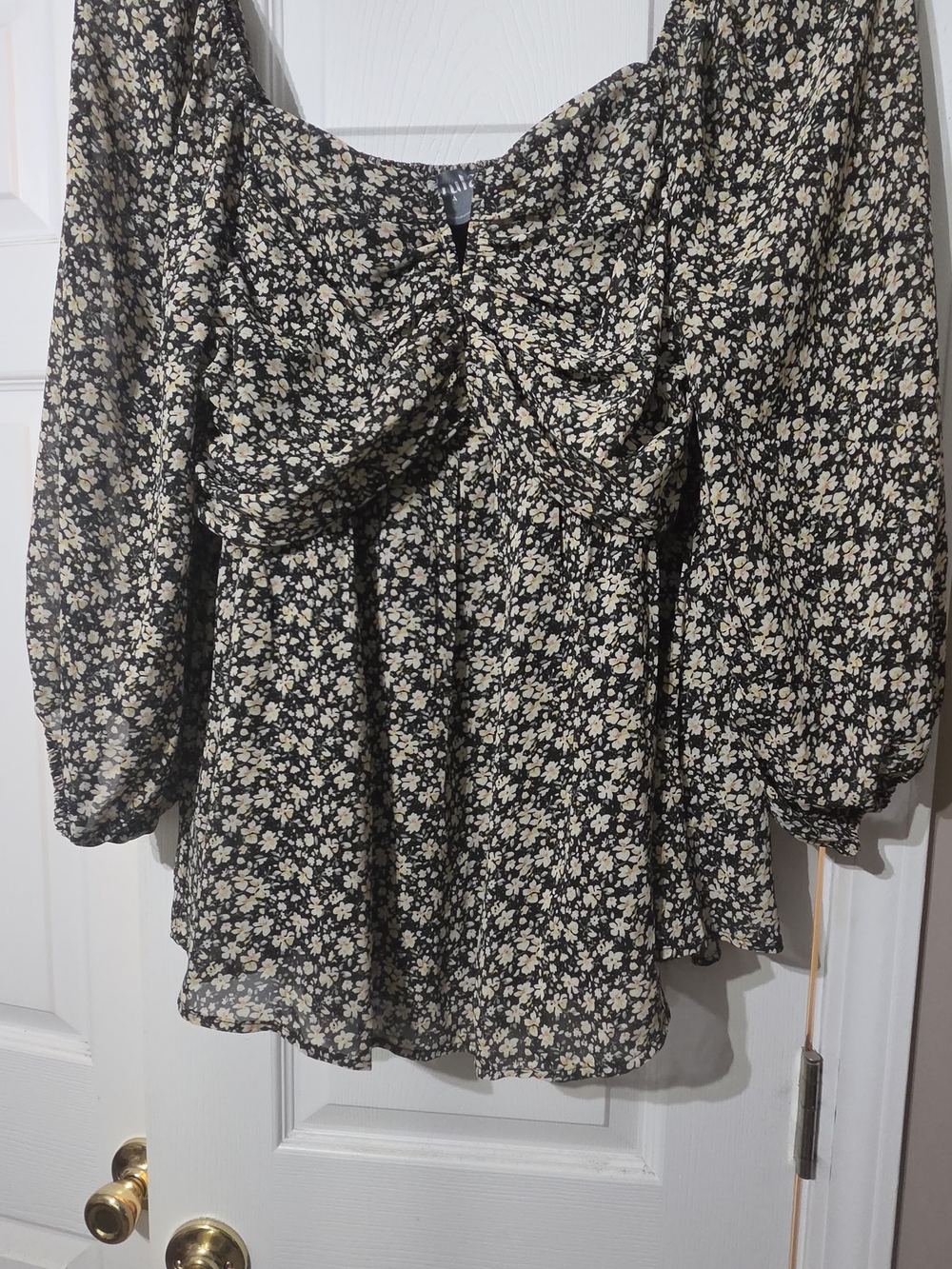 ARULA Black Floral Square-Neck Blouse with Cream Florals